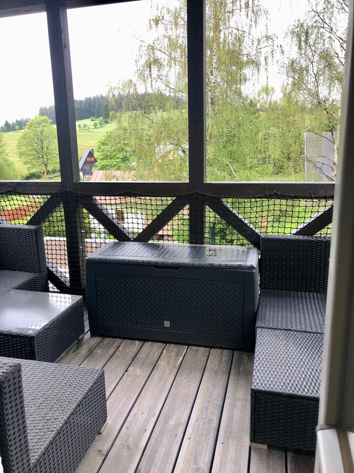 Apartman Krusne Hory - Erzgebirge ฮอร์นีบลาทนา ภายนอก รูปภาพ